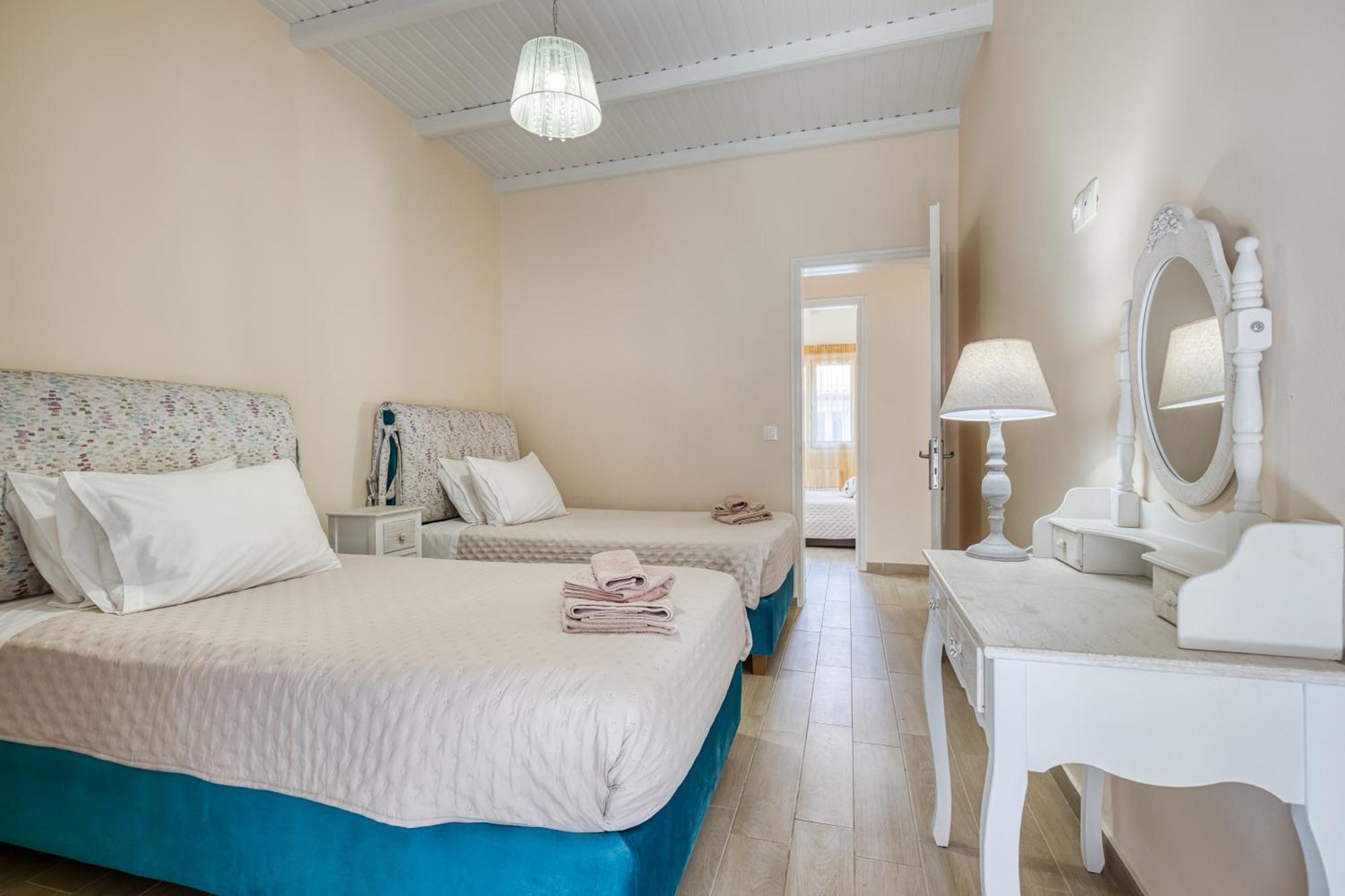 La Casa Di Eleni Case de vacanță *