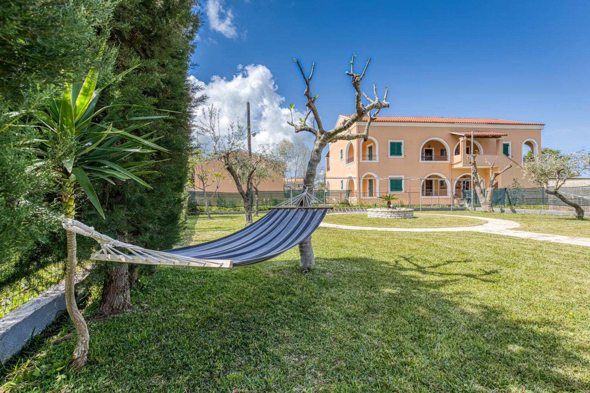 La Casa Di Eleni Case de vacanță