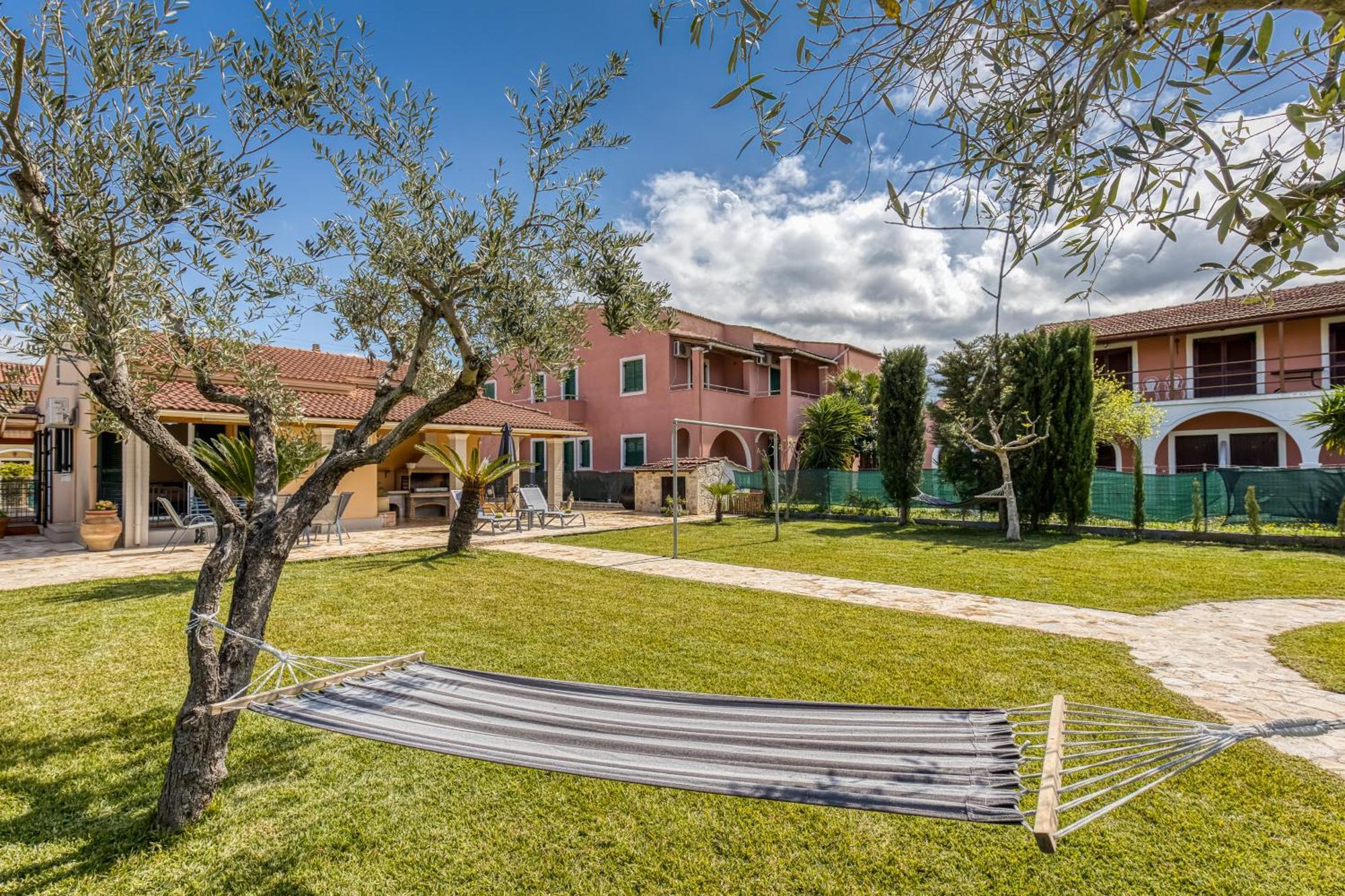 La Casa Di Eleni Case de vacanță